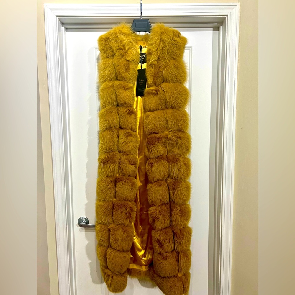 Gina Full-Length Fox Fur Vest (XS, Mustard)